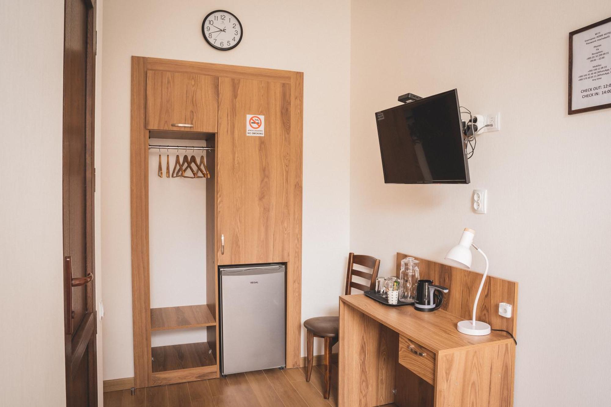 Hh Hotel Тбилиси Экстерьер фото