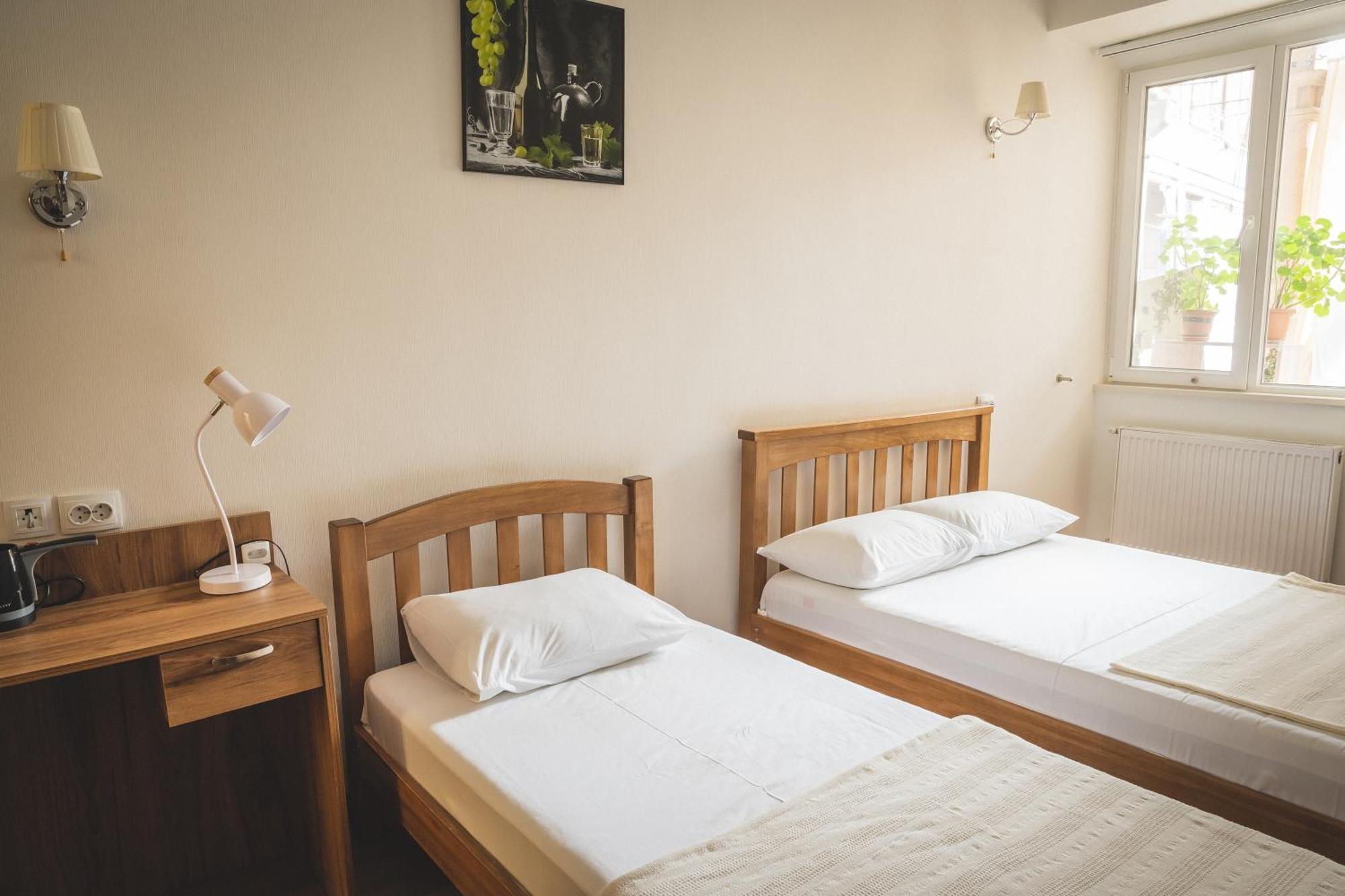 Hh Hotel Тбилиси Экстерьер фото
