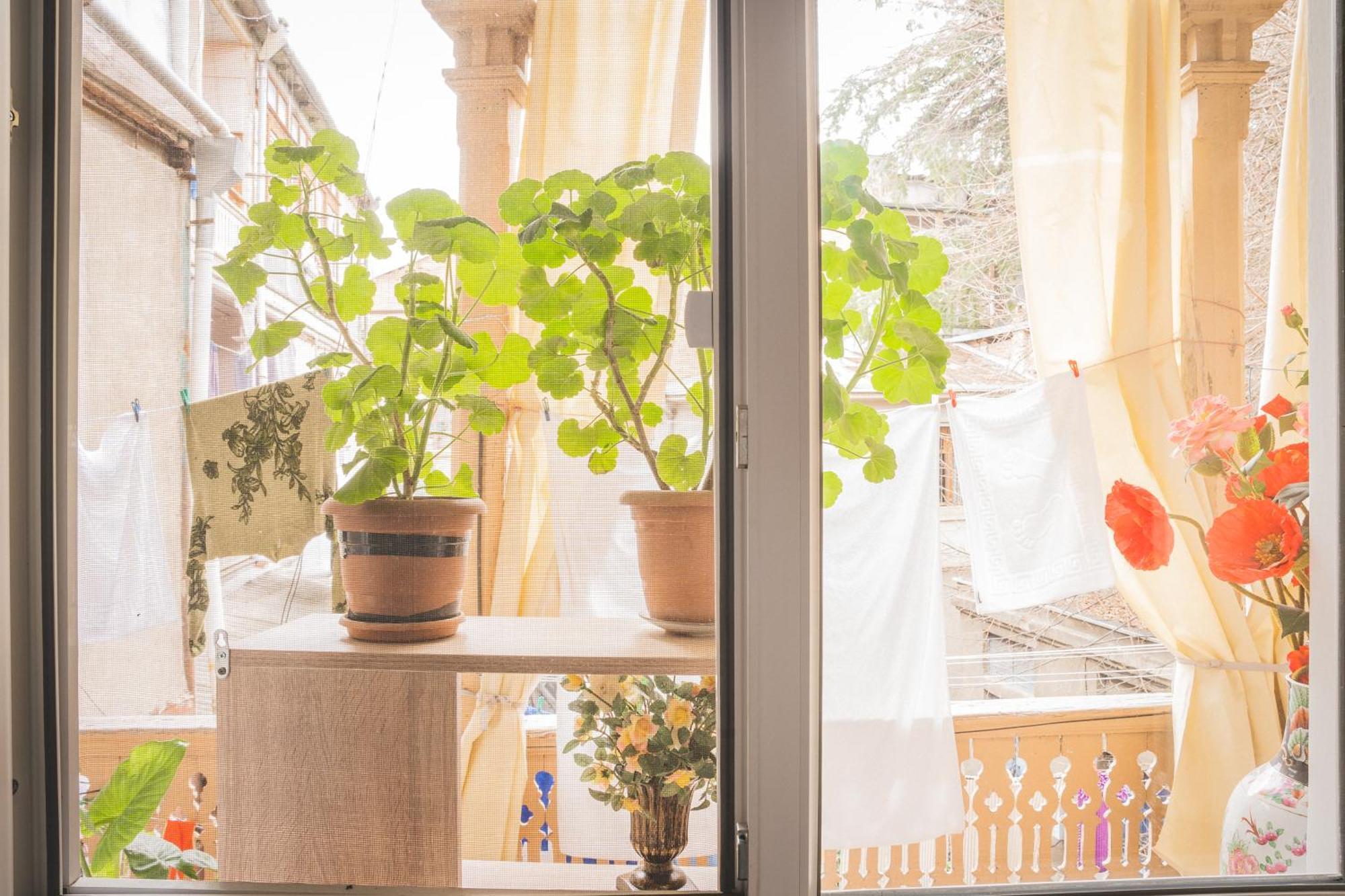 Hh Hotel Тбилиси Экстерьер фото